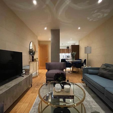 Stunning Westminster Apartment - 9 Albert London Bagian luar foto