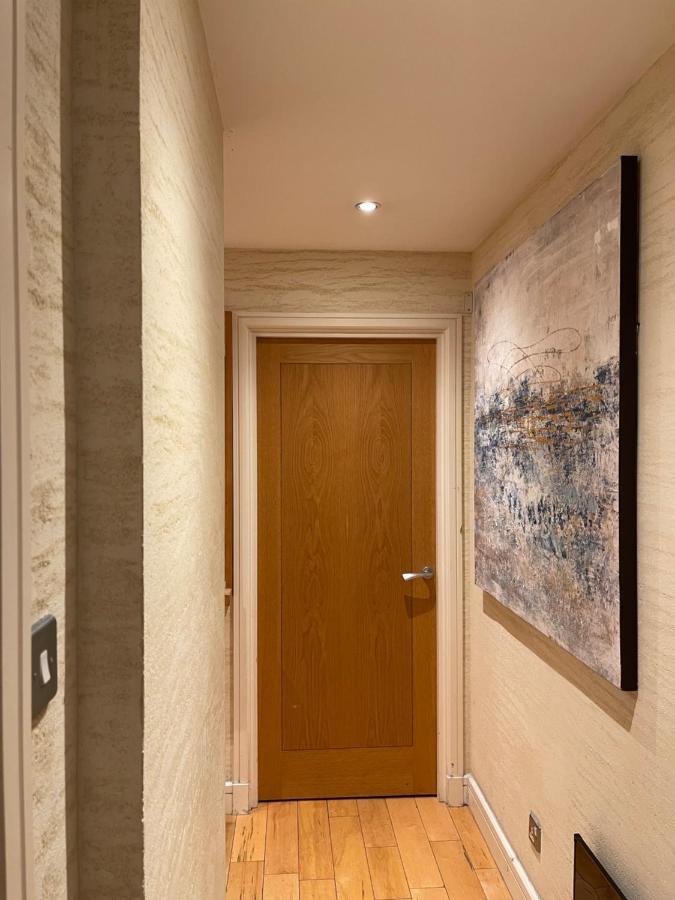 Stunning Westminster Apartment - 9 Albert London Bagian luar foto
