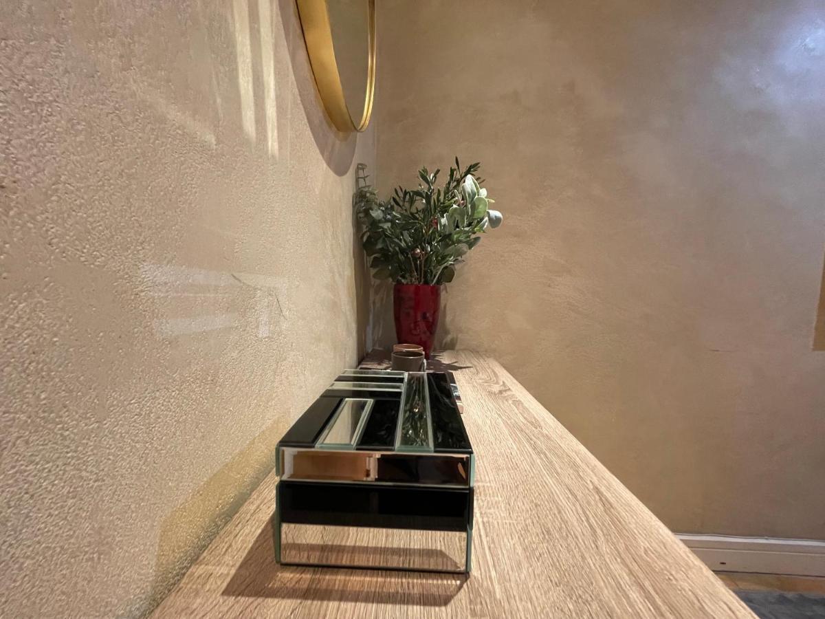 Stunning Westminster Apartment - 9 Albert London Bagian luar foto